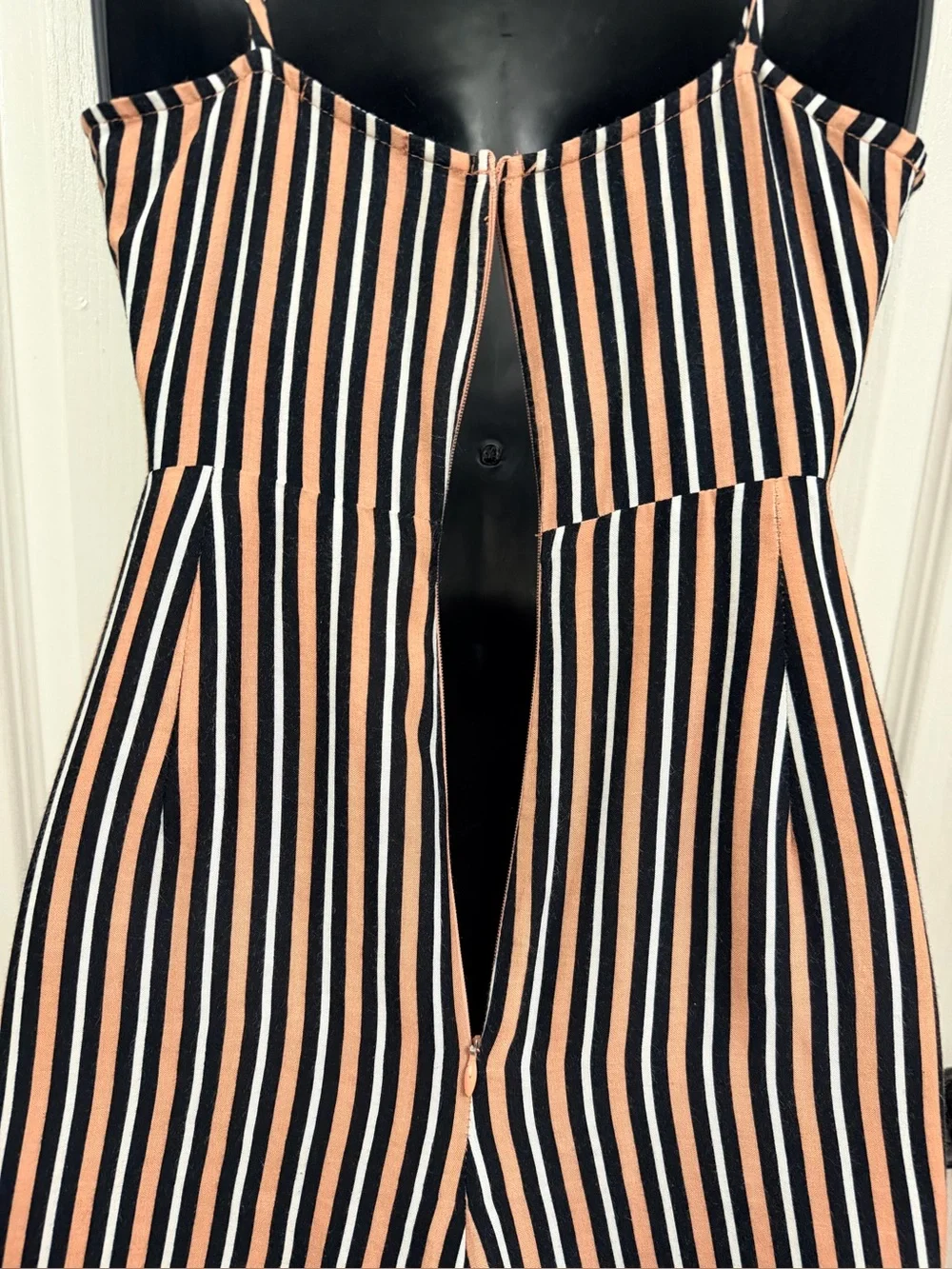 Kimchi Blue Urban Outfitters Size 0 Striped Cutout Romper Tie Front
